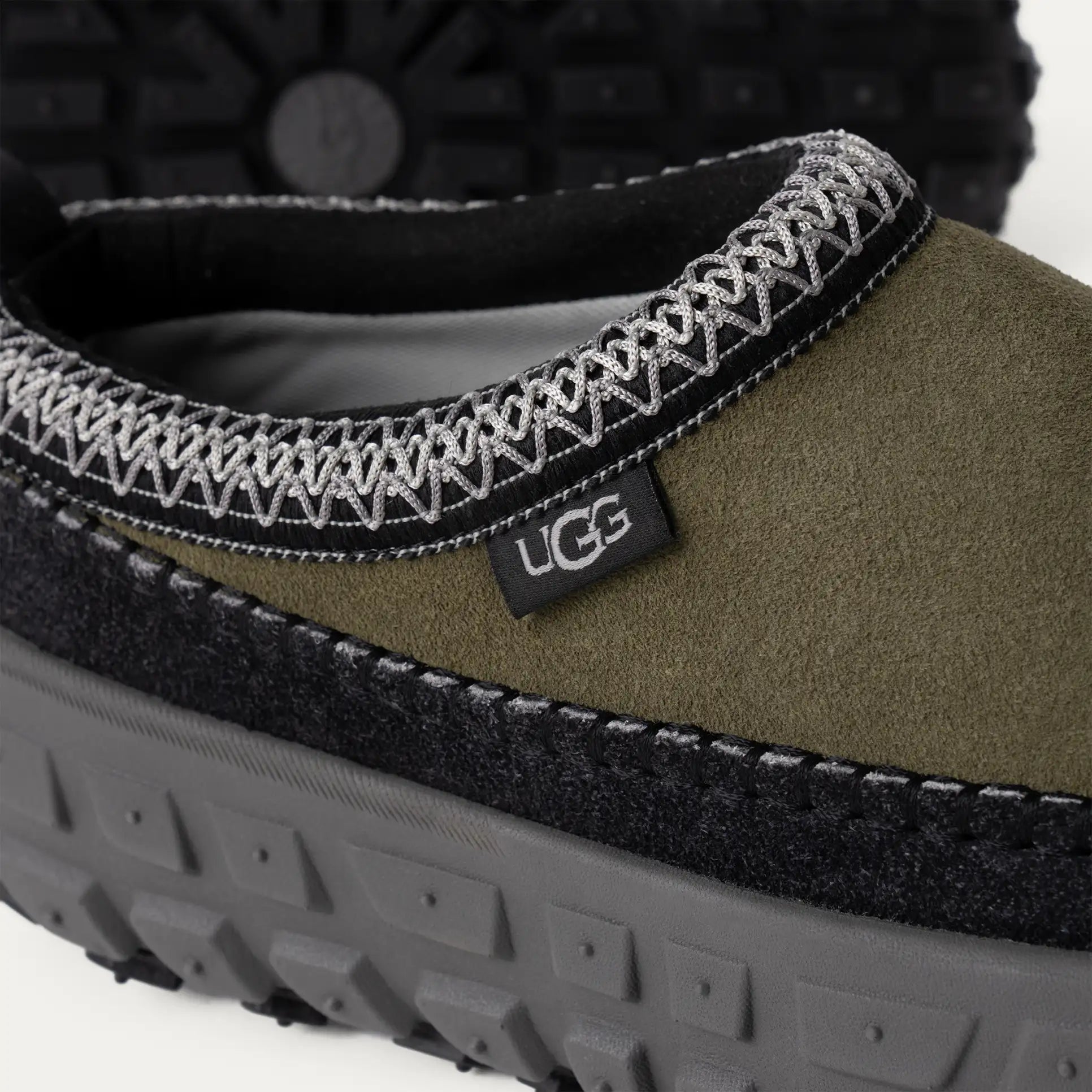 [1154530-BLVC] MENS UGG VENTURE DAZE 'BURNT OLIVE CHARCOAL' - BURNT OLIVE/CHARCOAL