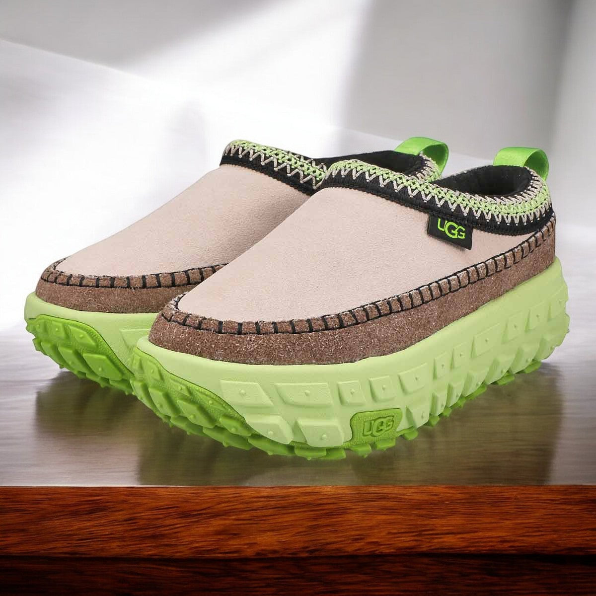 [1155650-CCT] Womens UGG VENTURE DAZE 'CERAMIC CATERPILLAR'