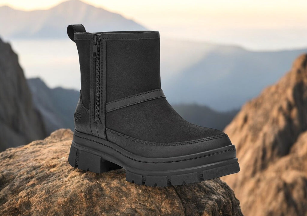 [1158206-BLK] WOMENS UGG ASHTON ZIP BOOT 'BLACK'
