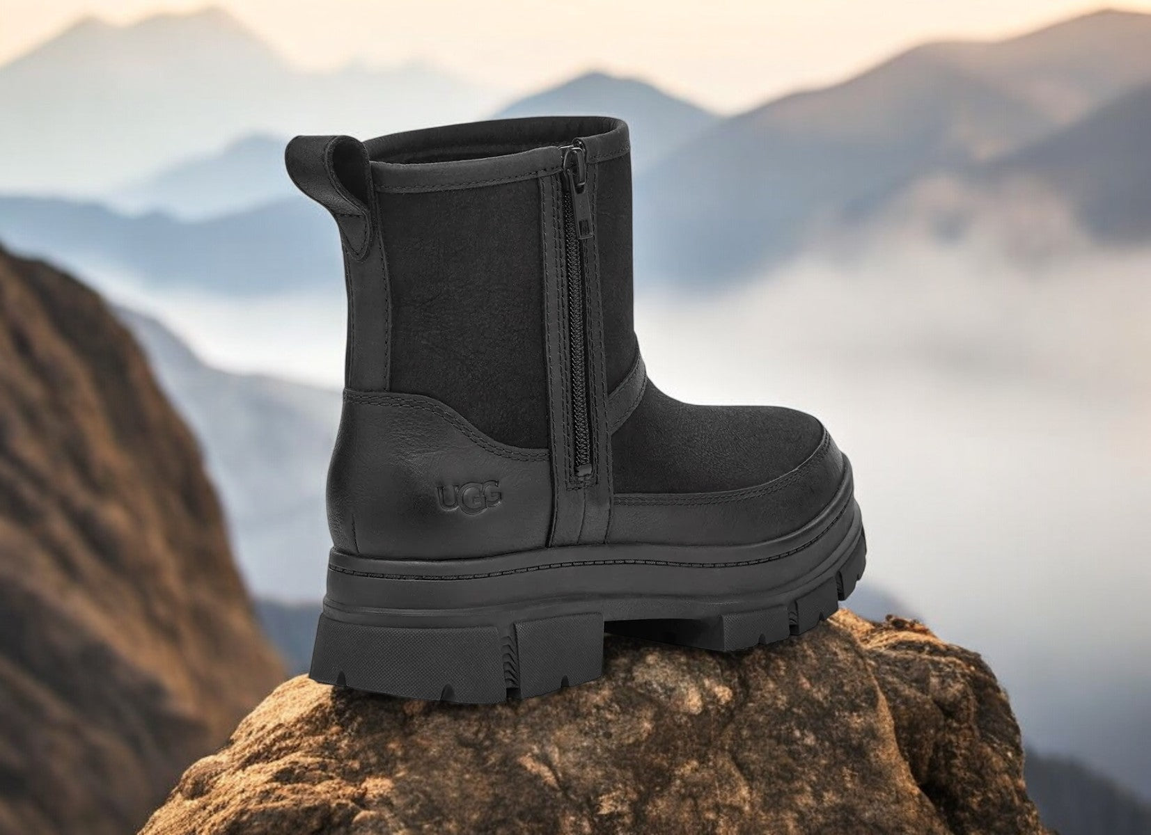[1158206-BLK] WOMENS UGG ASHTON ZIP BOOT 'BLACK'