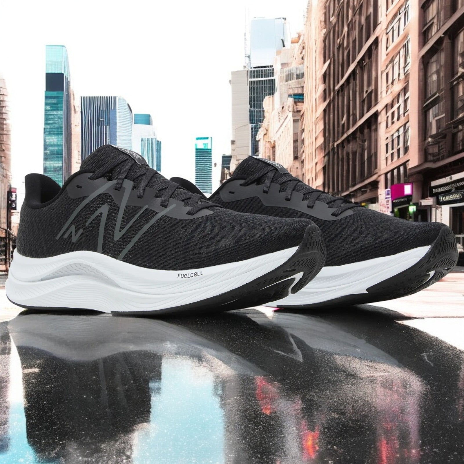 [MFCPRLB4] MENS NEW BALANCE FUELCELL PROPEL V4 'BLACK WHITE'