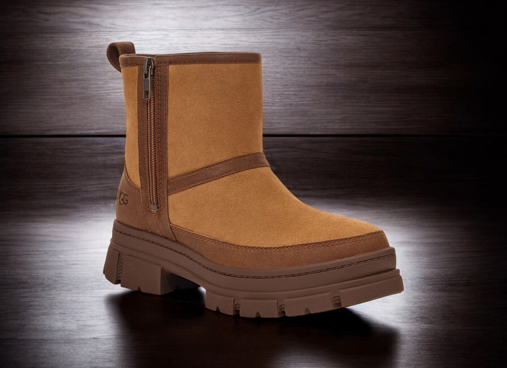 [1164890-CHE] WOMENS UGG ASHTON ZIP BOOT 'CHESTNUT'