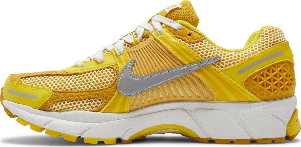 [FJ4453-765] Mens Nike ZOOM VOMERO 5 'YELLOW OCHRE'
