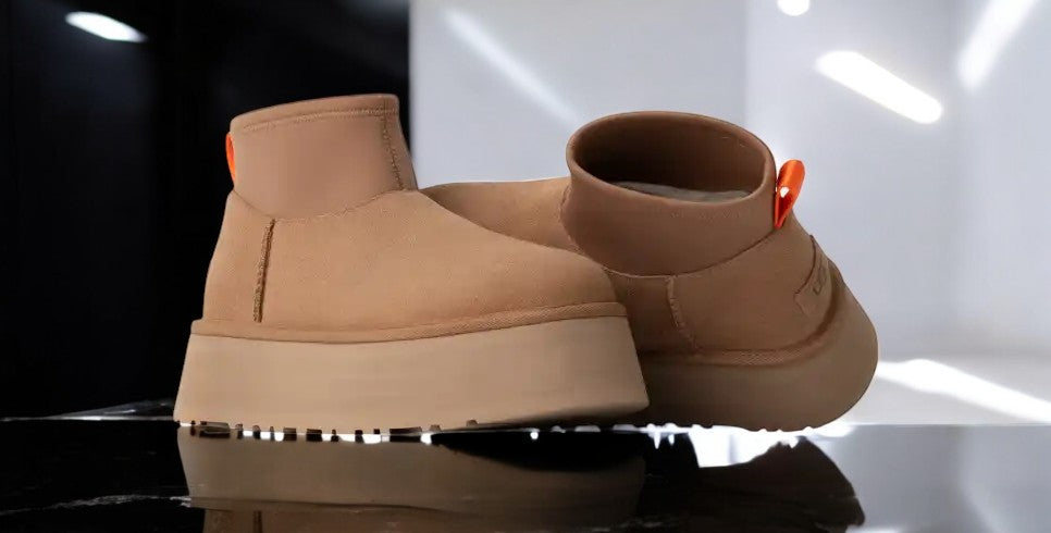 [1168170-CHE] WOMENS UGG CLASSIC MINI DIPPER BOOT 'CHESTNUT'