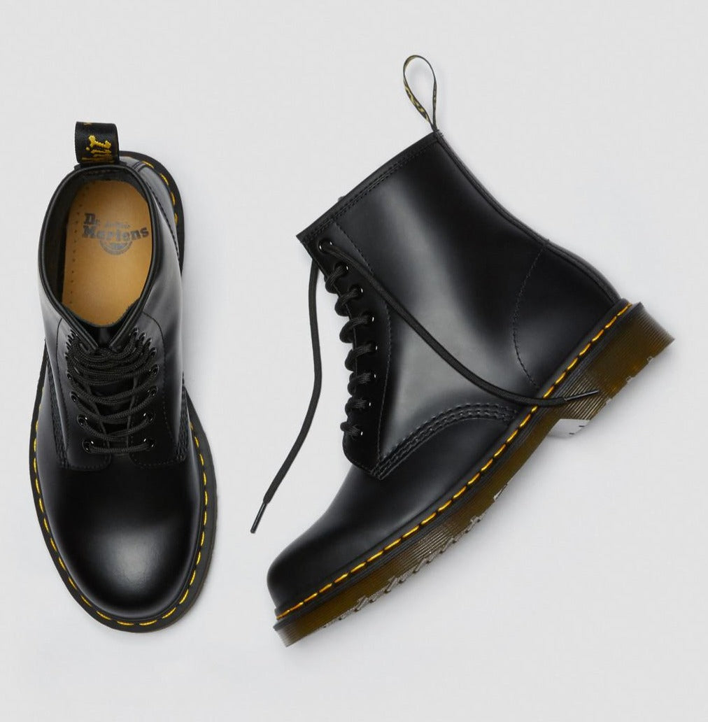[11822006] Mens Dr. Martens 1460 SMOOTH LEATHER LACE UP BOOT