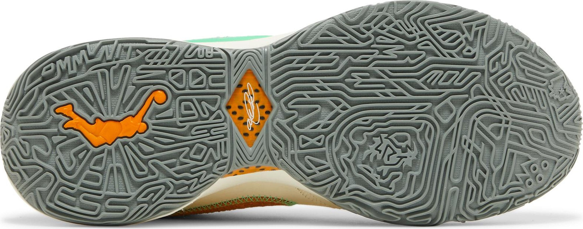[FN8263-100] Mens Nike LeBron 20 'FAMU Coconut Milk'