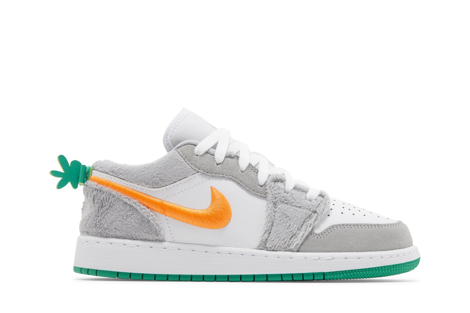 [DZ6333-083] Grade School Air Jordan RETRO 1 LOW SE 'RABBIT (GS)'