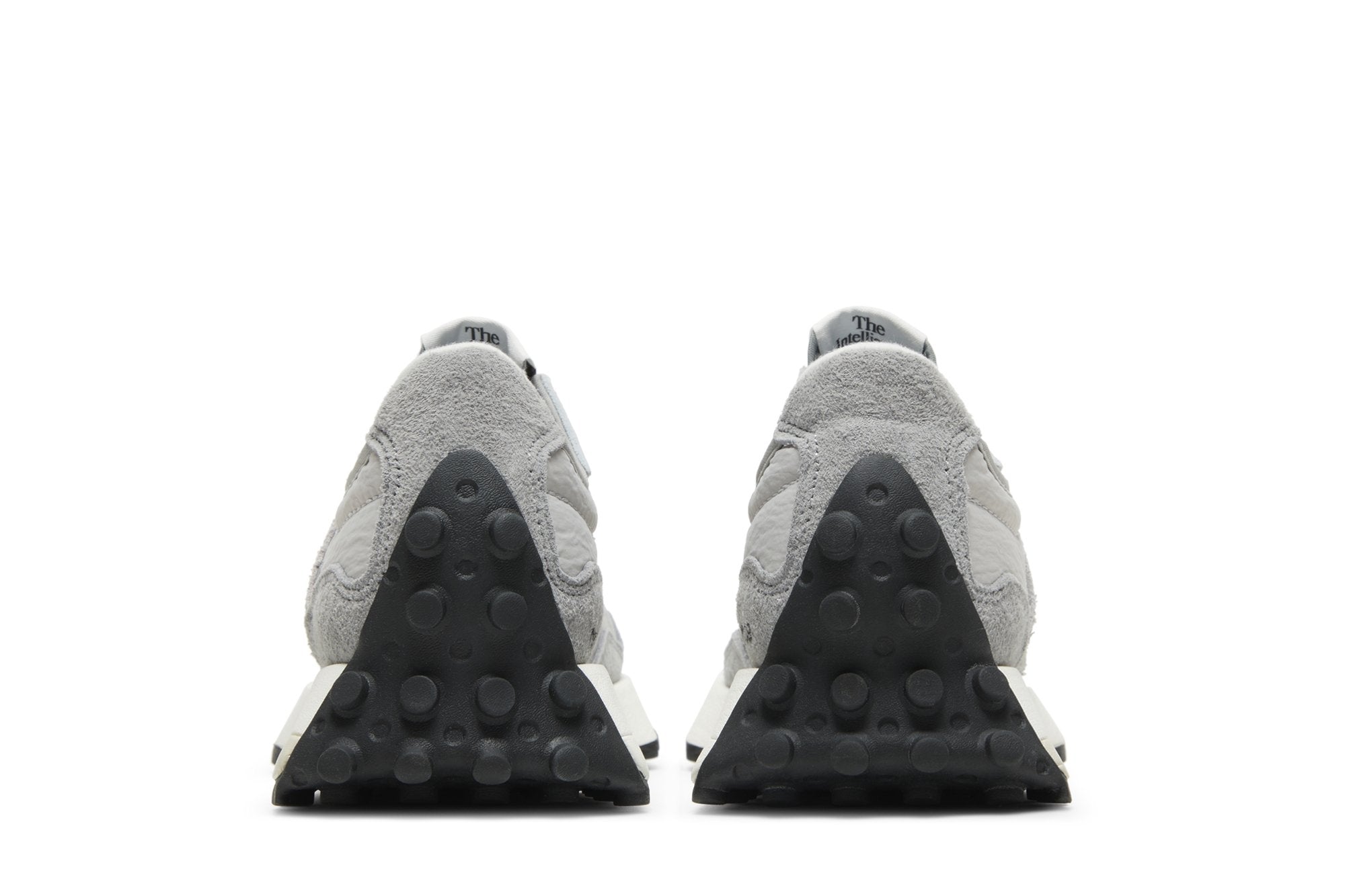 [WS327VG] Womens New Balance 327 'STAUD'