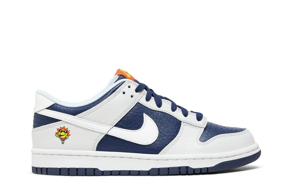 [FN6968-025] Grade School Nike DUNK LOW 'UV REACTIVE PHOTON DUST MIDNIGHT NAVY (GS)'