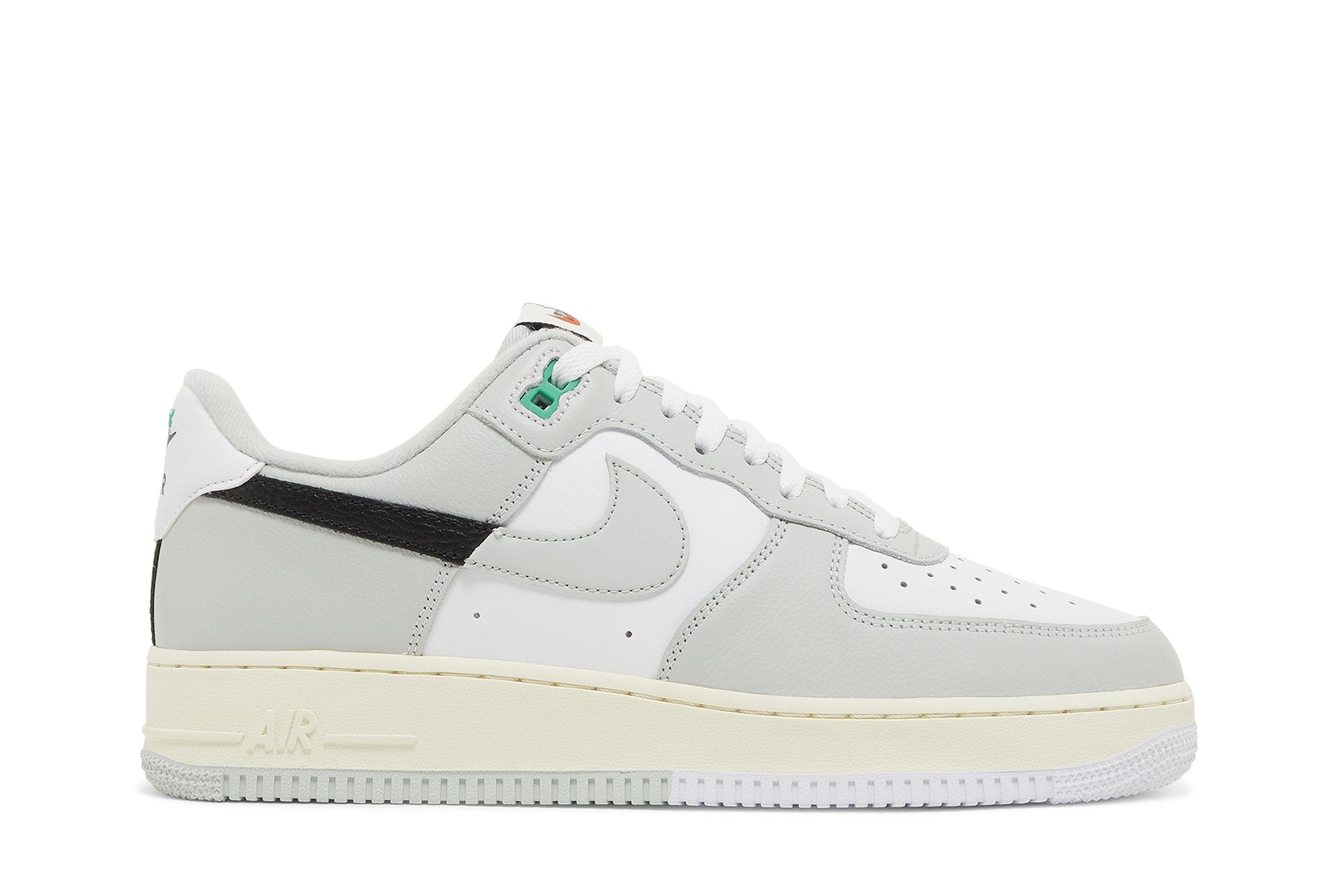 [DZ2522-001] Mens Nike AIR FORCE 1 LOW '07