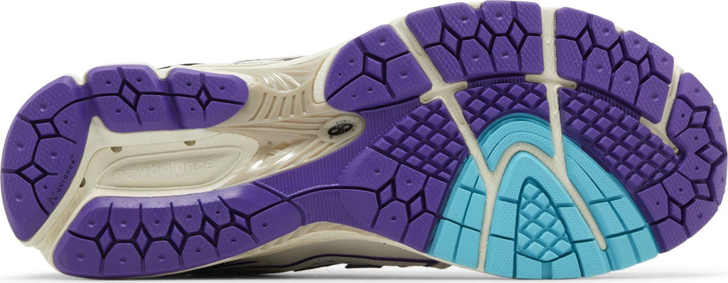 [M1906RCF] Mens New Balance 1906F 'CHARLOTTE HORNETS'