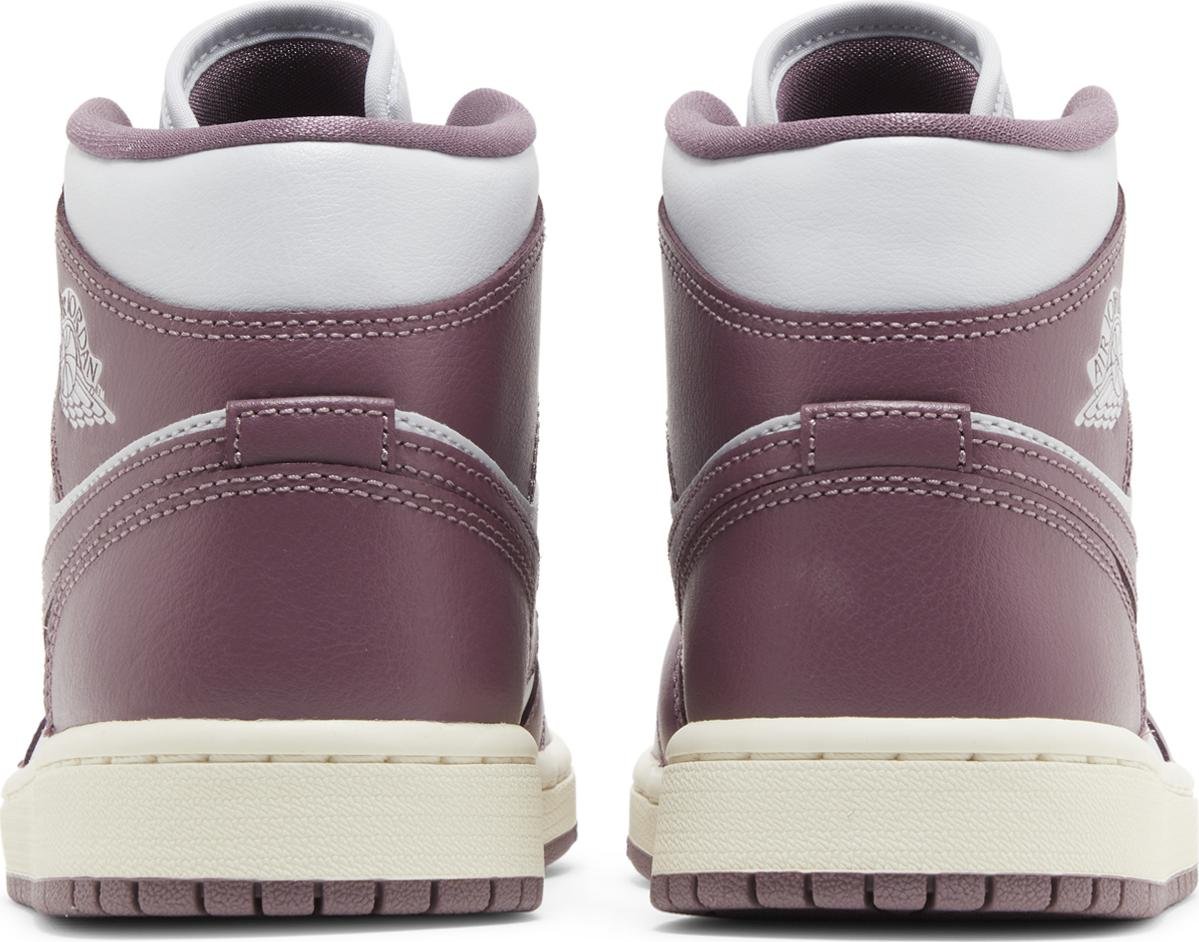 [BQ6472-050] Womens Air Jordan RETRO 1 MID 'SKY J MAUVE (W)'