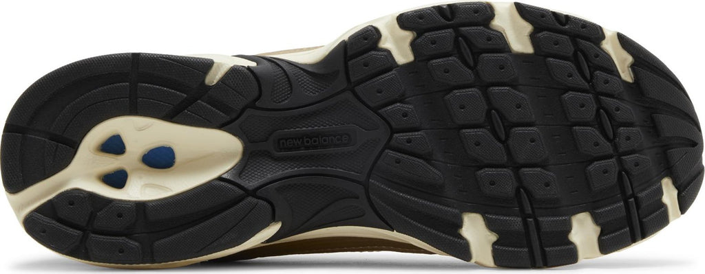 [MR530LA] Mens New Balance 530 'Turtledove Gold Metallic'