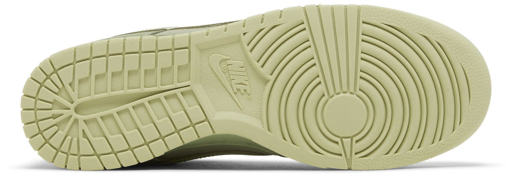 [FB8895-300] MENS NIKE DUNK LOW RETRO PREMIUM 'OIL GREEN OLIVE AURA'