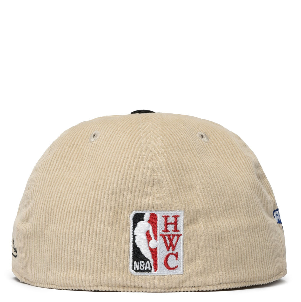 MENS MITCHELL & NESS NBA 2 TONE TEAM CORD FITTED HWC BULLS - OFF WHITE