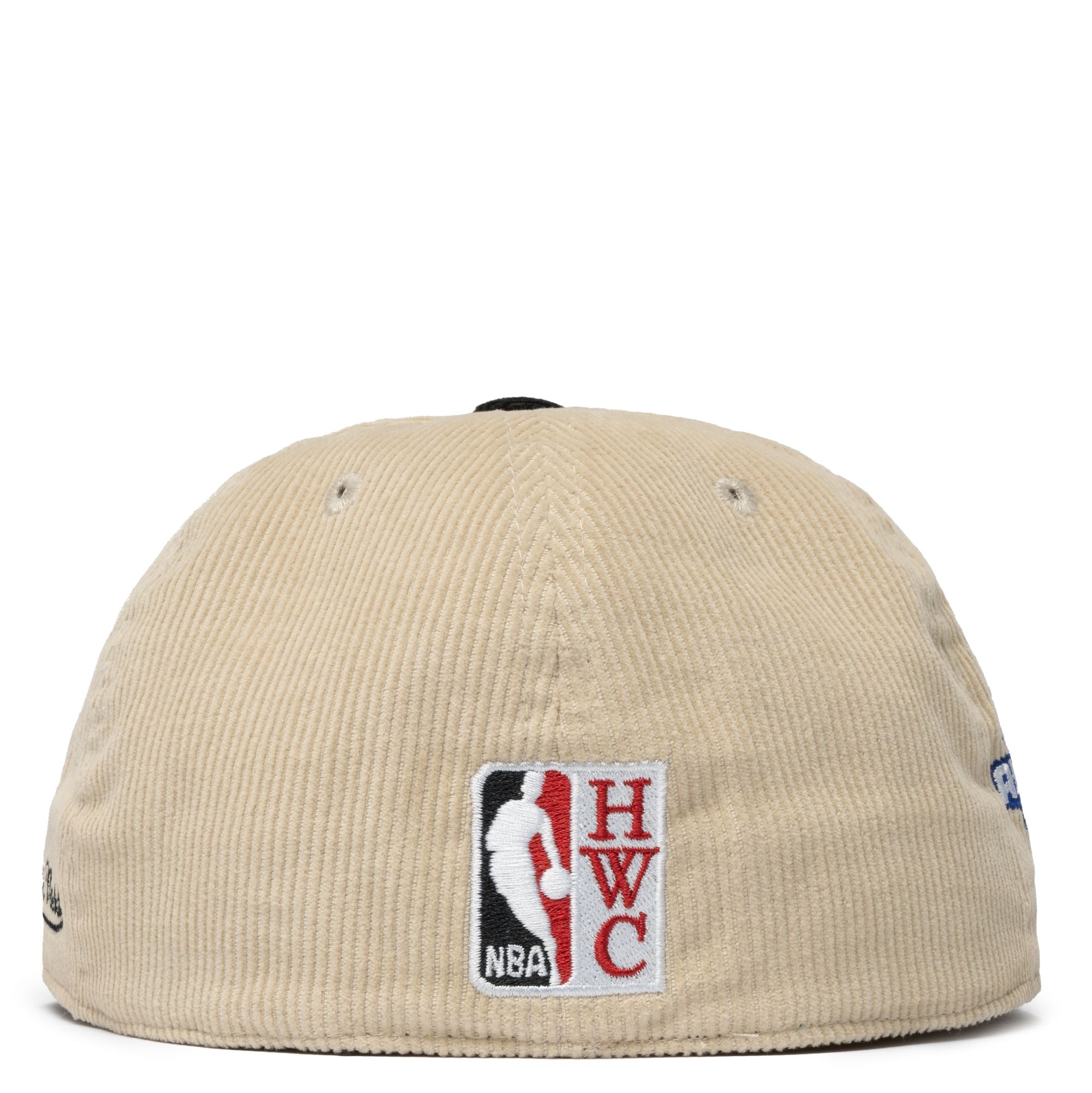 MENS MITCHELL & NESS NBA 2 TONE TEAM CORD FITTED HWC BULLS - OFF WHITE