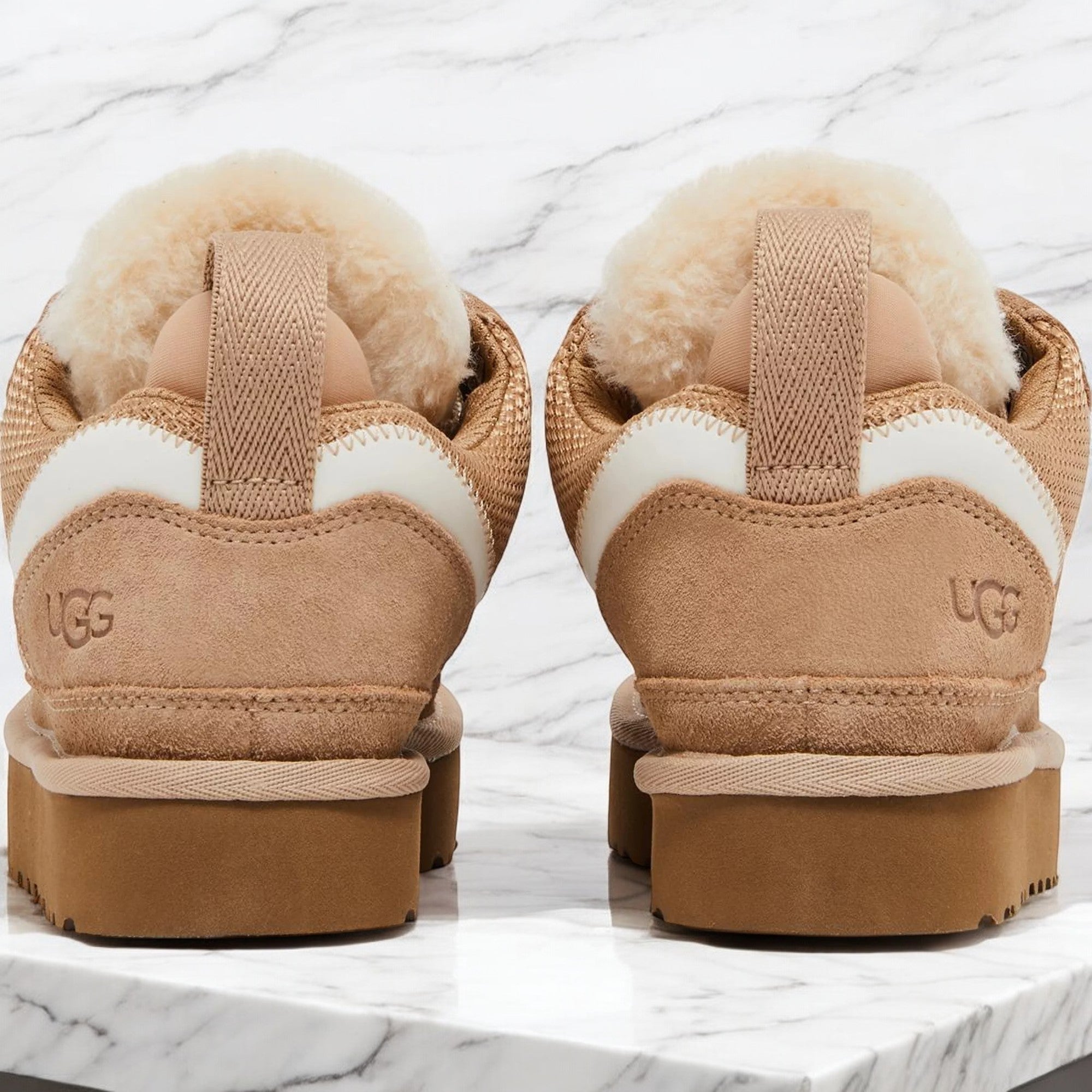 [1144032-SAN] Womens UGG LOWMEL