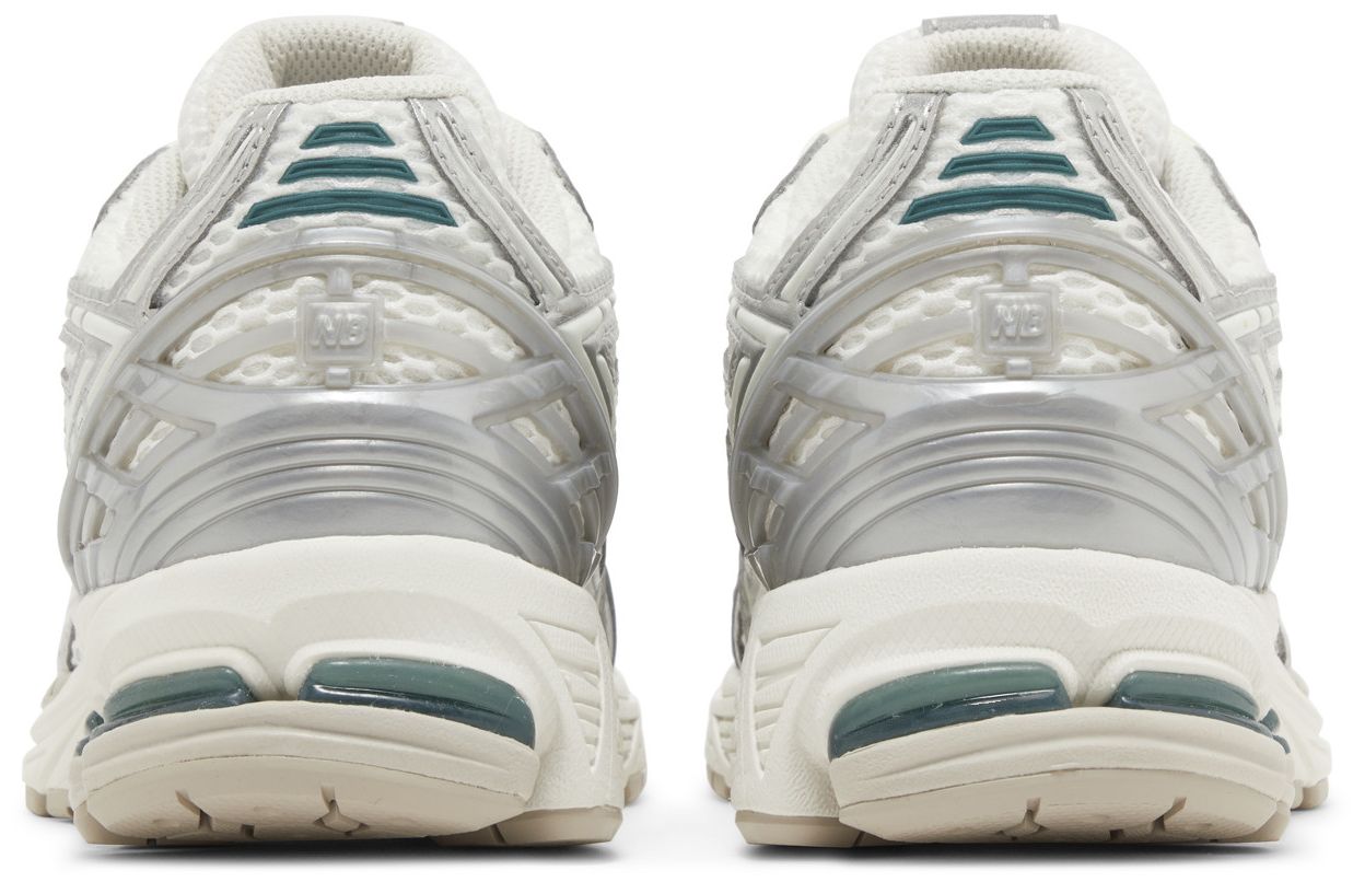 [M1906REE] MENS NEW BALANCE 1906R 'SILVER METALLIC SEA SALT'