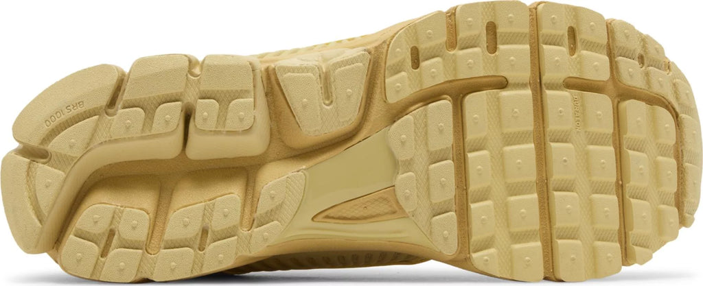 [FQ7079-700] Womens Nike Zoom Vomero 5