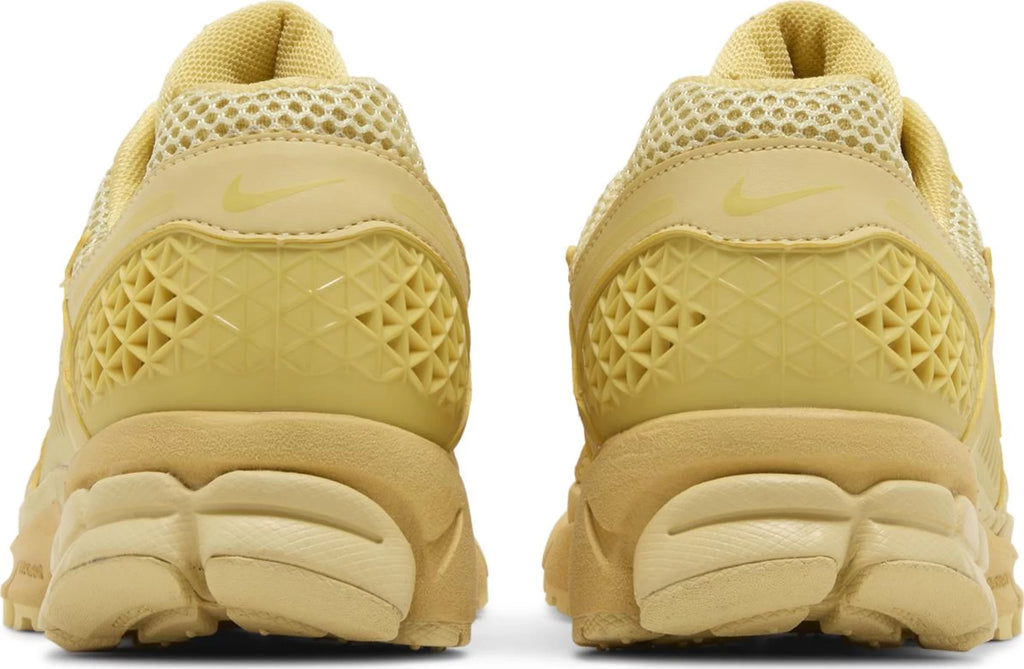 [FQ7079-700] Womens Nike Zoom Vomero 5