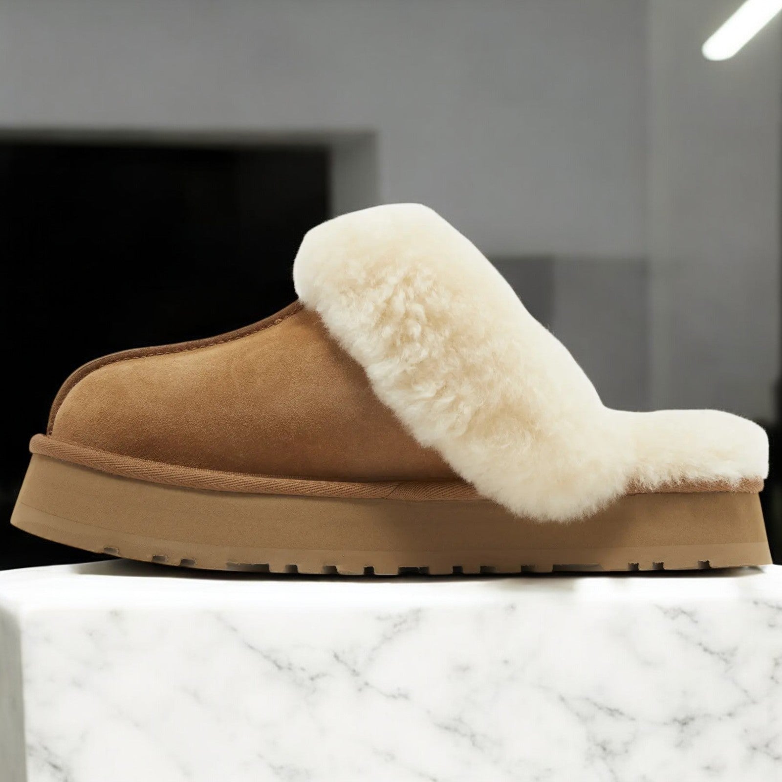 [1122550-CHE] WOMENS UGG DISQUETTE