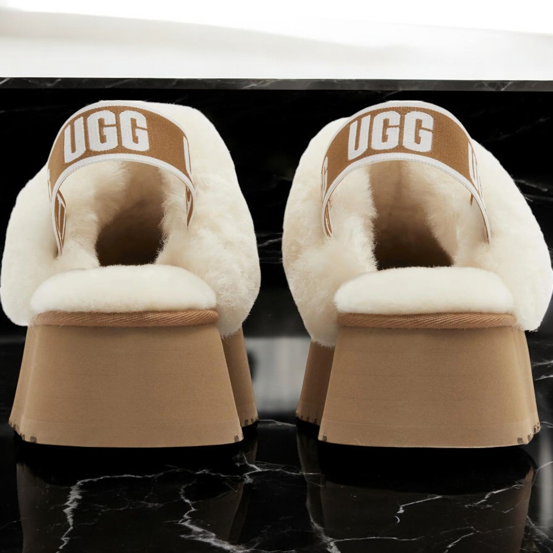 [1113474-CHE] Womens UGG FUNKETTE