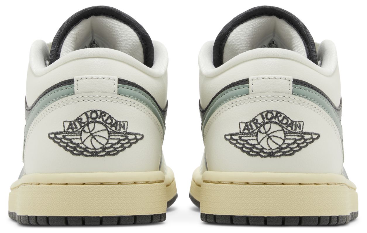 [DC0774-001] WOMENS AIR JORDAN RETRO 1 LOW 'JADE SMOKE'