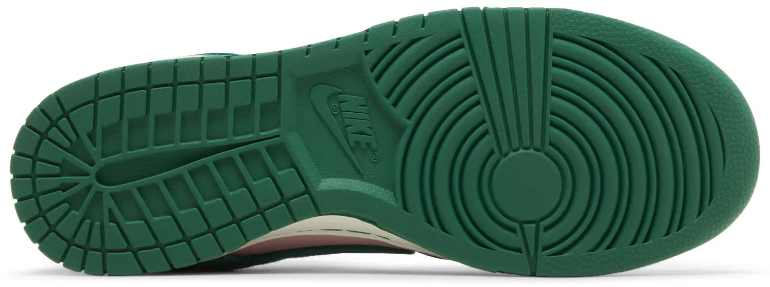 [FZ0549-600] Mens Nike DUNK LOW RETRO SE 'MEDIUM SOFT PINK MALACHITE'