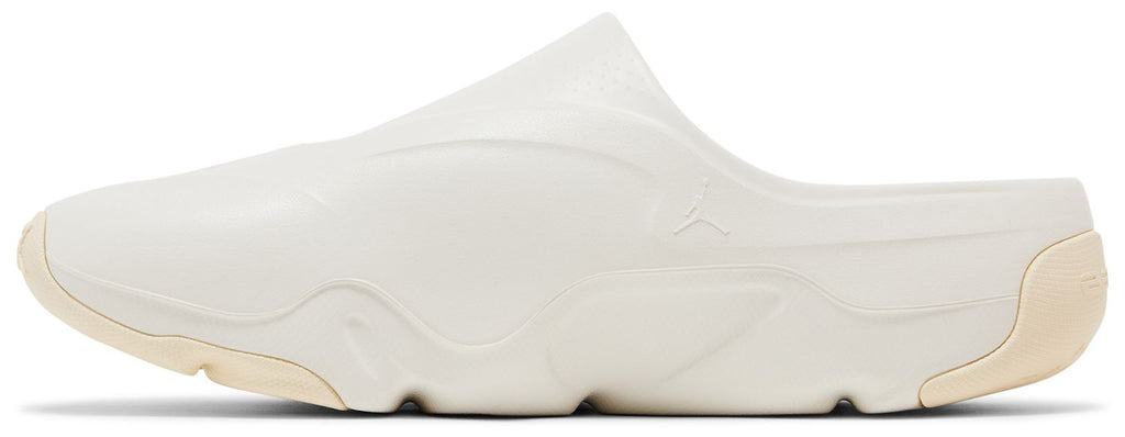 [FQ0227-100] MENS AIR JORDAN ROAM 'SAIL COCONUT MILK'