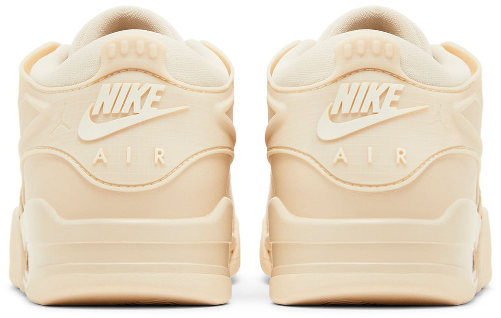 [FQ7940-200] WOMENS AIR JORDAN RETRO 4 RM 'LEGEND LIGHT BROWN'