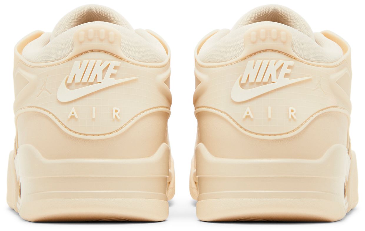 [FQ7940-200] WOMENS AIR JORDAN RETRO 4 RM 'LEGEND LIGHT BROWN'