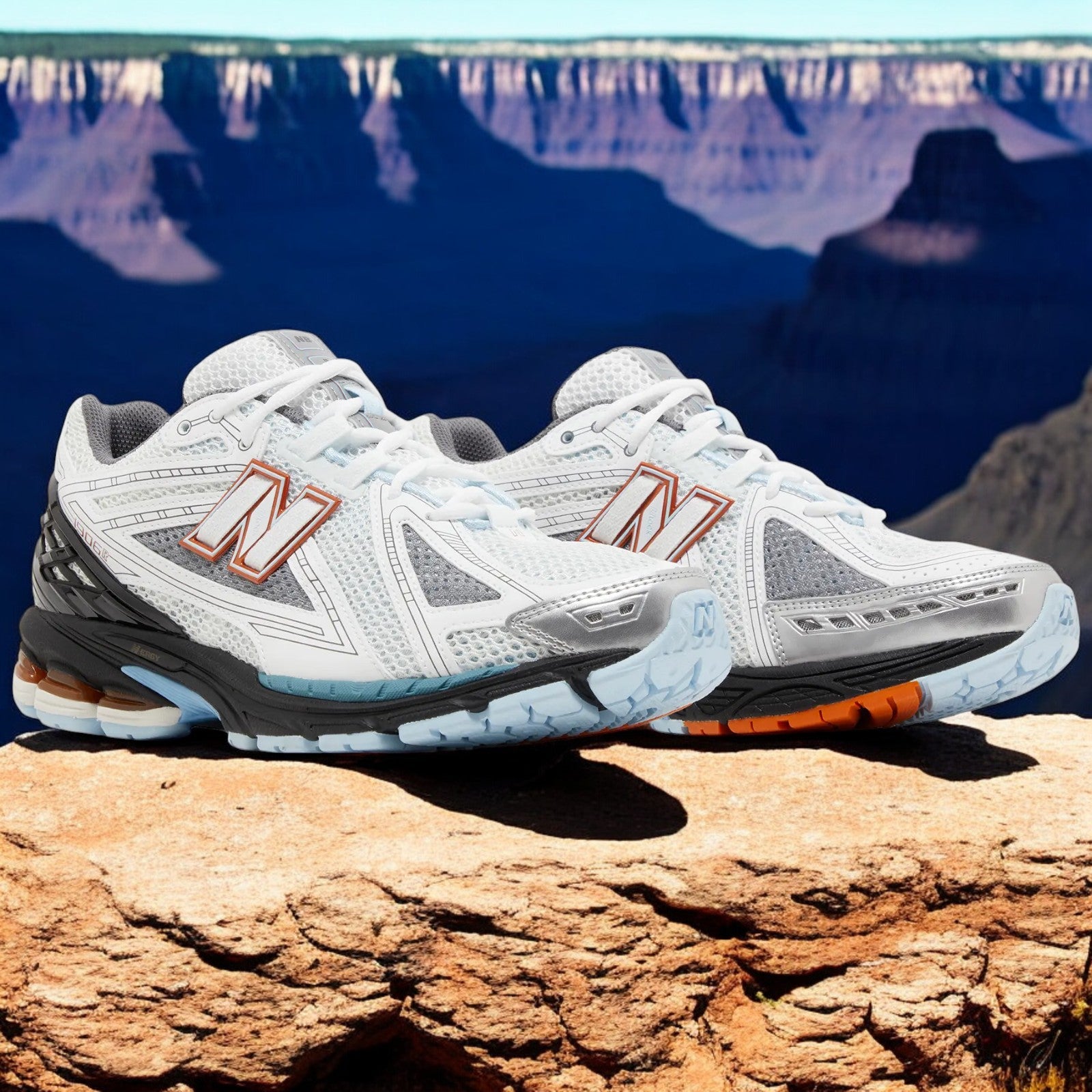 [M1906RBO] MENS NEW BALANCE 1906R 'WHITE BLACK COPPER'