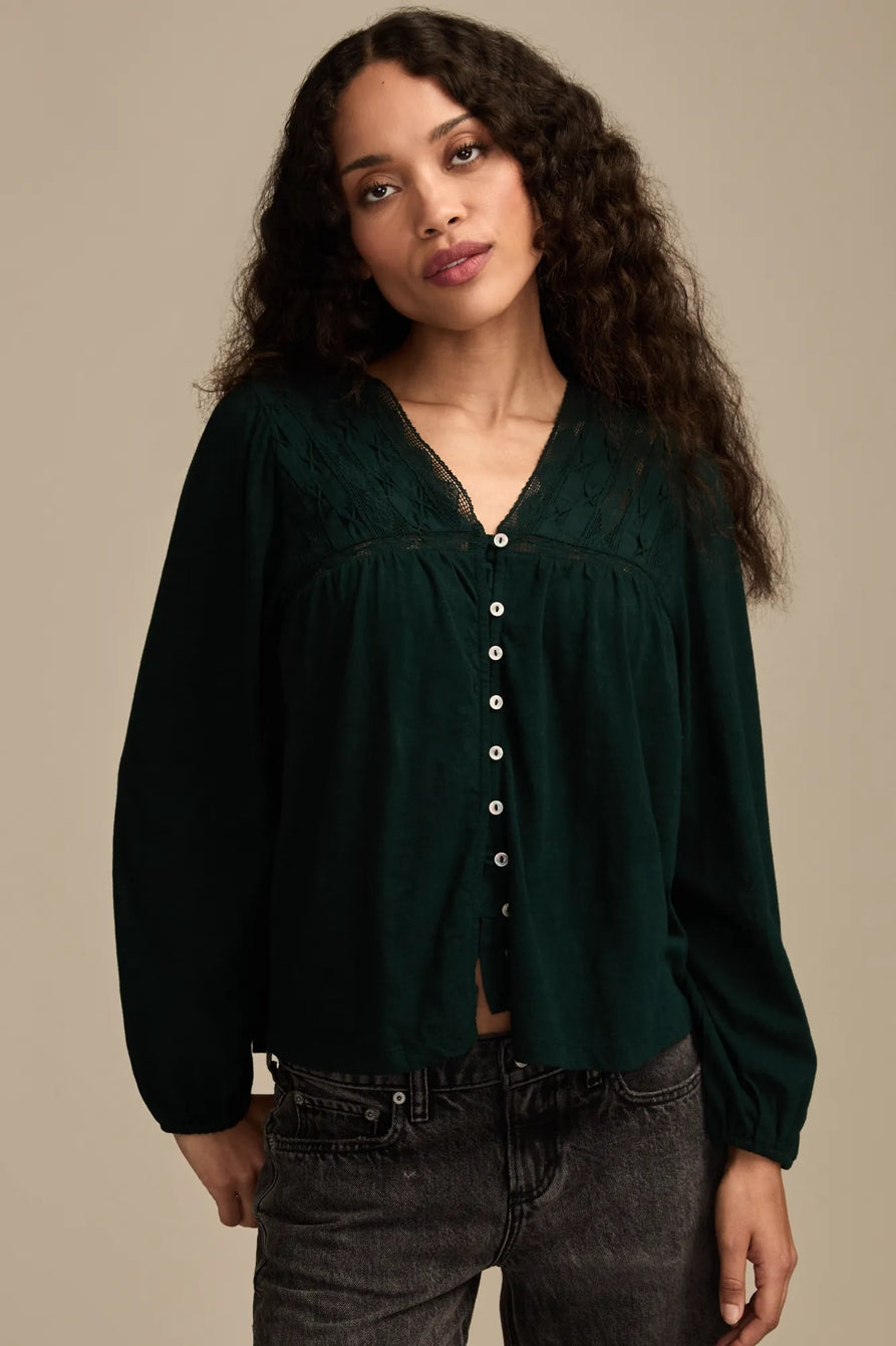 [146686-300] WOMENS LUCKY BRAND LACE YOKE PEASANT TOP - MAGICAL FOREST
