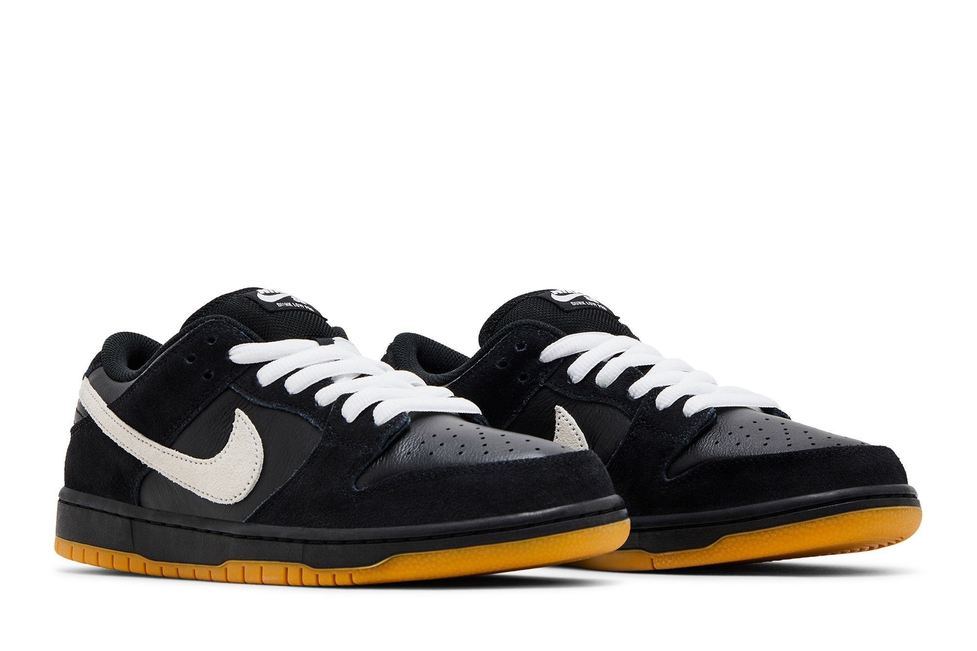 [HF3704-003] MENS NIKE DUNK LOW PRO SB 'BLACK WHITE GUM'