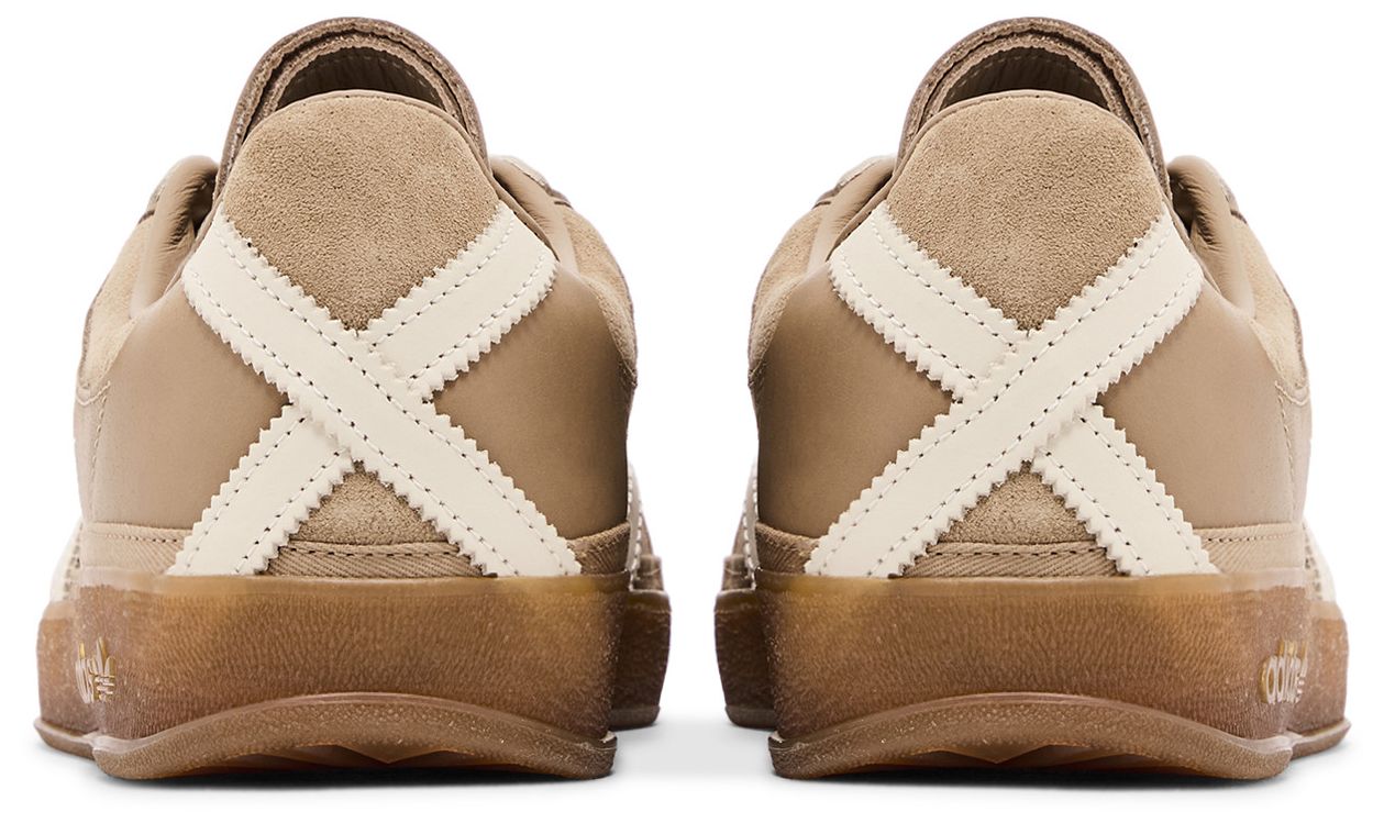 [JQ9231] MENS ADIDAS BAD BUNNY BALLERINA