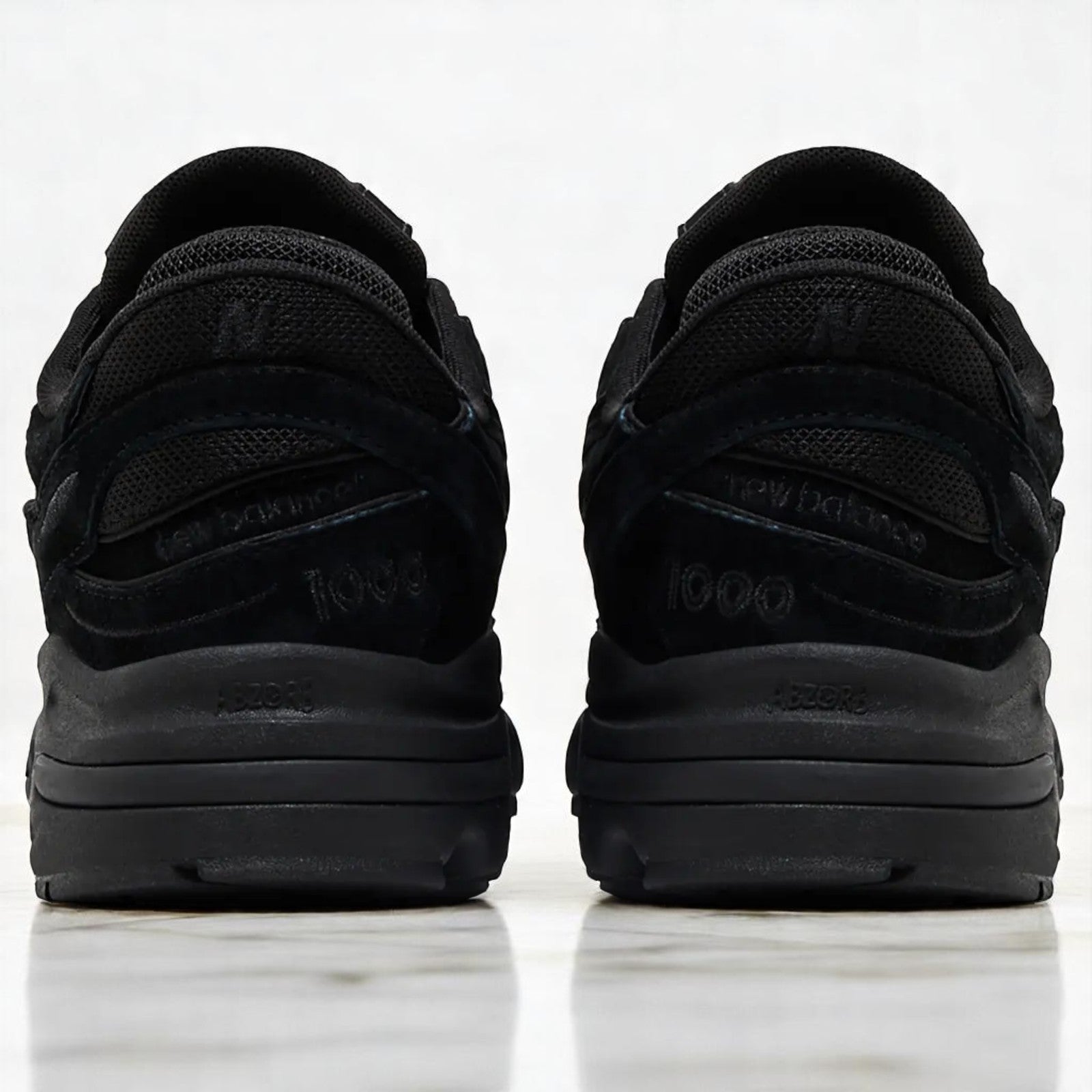 [M1000LA] MENS NEW BALANCE 1000 'BLACK CAT'