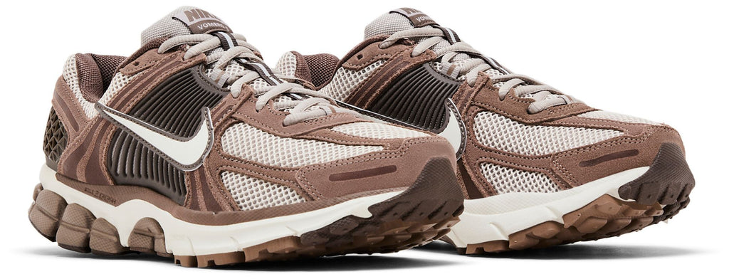 [HF1553-004] MENS NIKE ZOOM VOMERO 5 'MINK BROWN'
