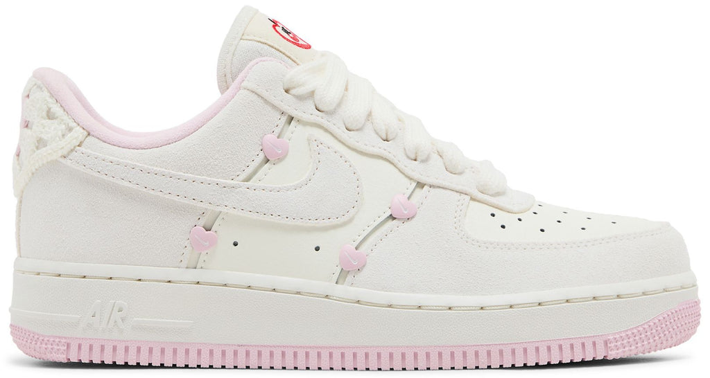 [HV5992-111] WOMENS NIKE AIR FORCE 1 '07 LX 'VALENTINE'S DAY (2025)'