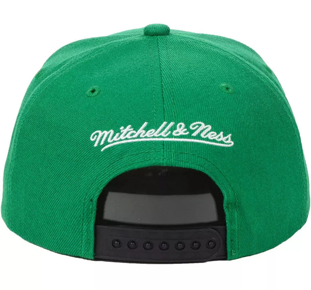 [6HSSJS18091-CBUGNBK] MENS NBA CHICAGO BULLS 2 TONE CLASSIC SNAPBACK