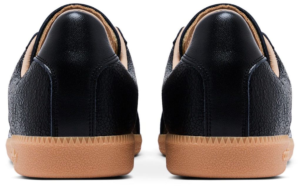 [JH7835] MENS ADIDAS BW ARMY LUX 'BLACK GUM'