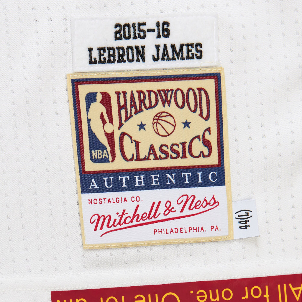 Mens Mitchell & Ness NBA WHITE JERSEY CAVALIERS 2015 LEBRON JAMES