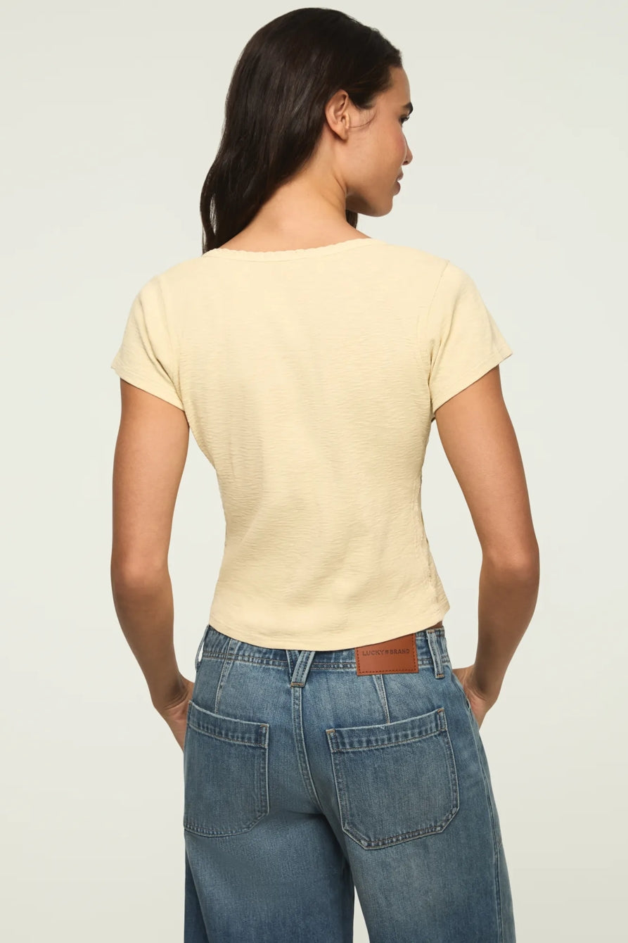 [167405-750] WOMENS LUCKY BRAND CROCHET TRIM SHORT SLEEVE HENLEY - LEMON ICING