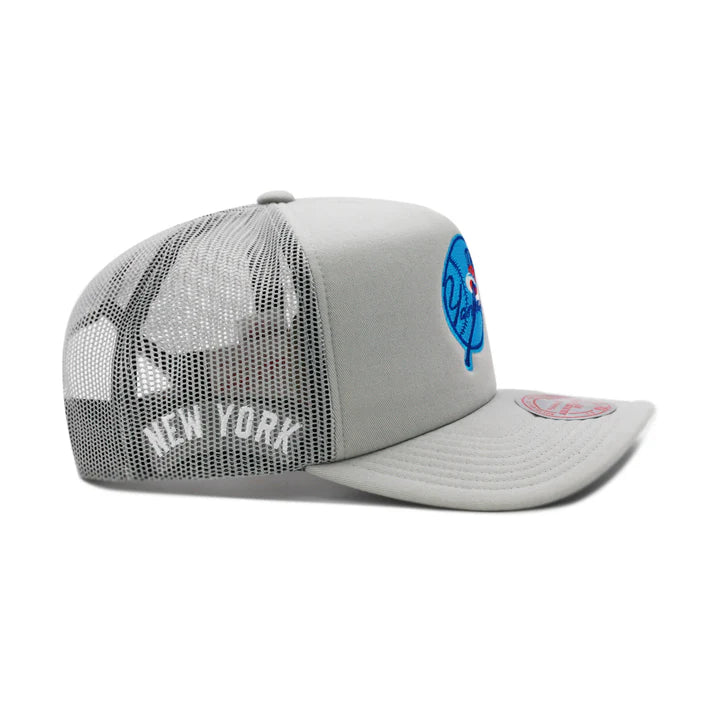 MENS MITCHELL & NESS MLB CURVEBALL TRUCKER COOP YANKEES - GREY