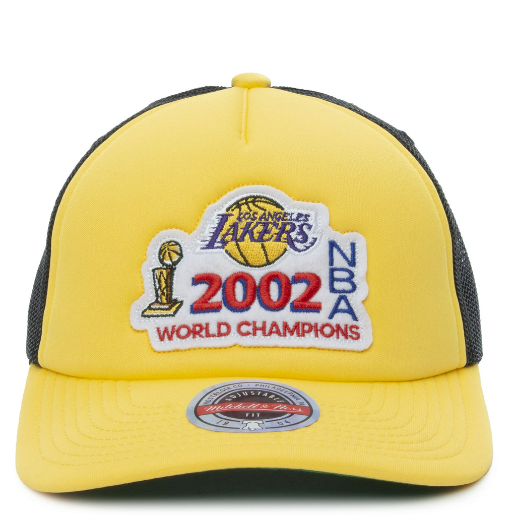 MENS MITCHELL & NESS NBA CHAMPIONSHIP TRUCKER LAKERS - YELLOW