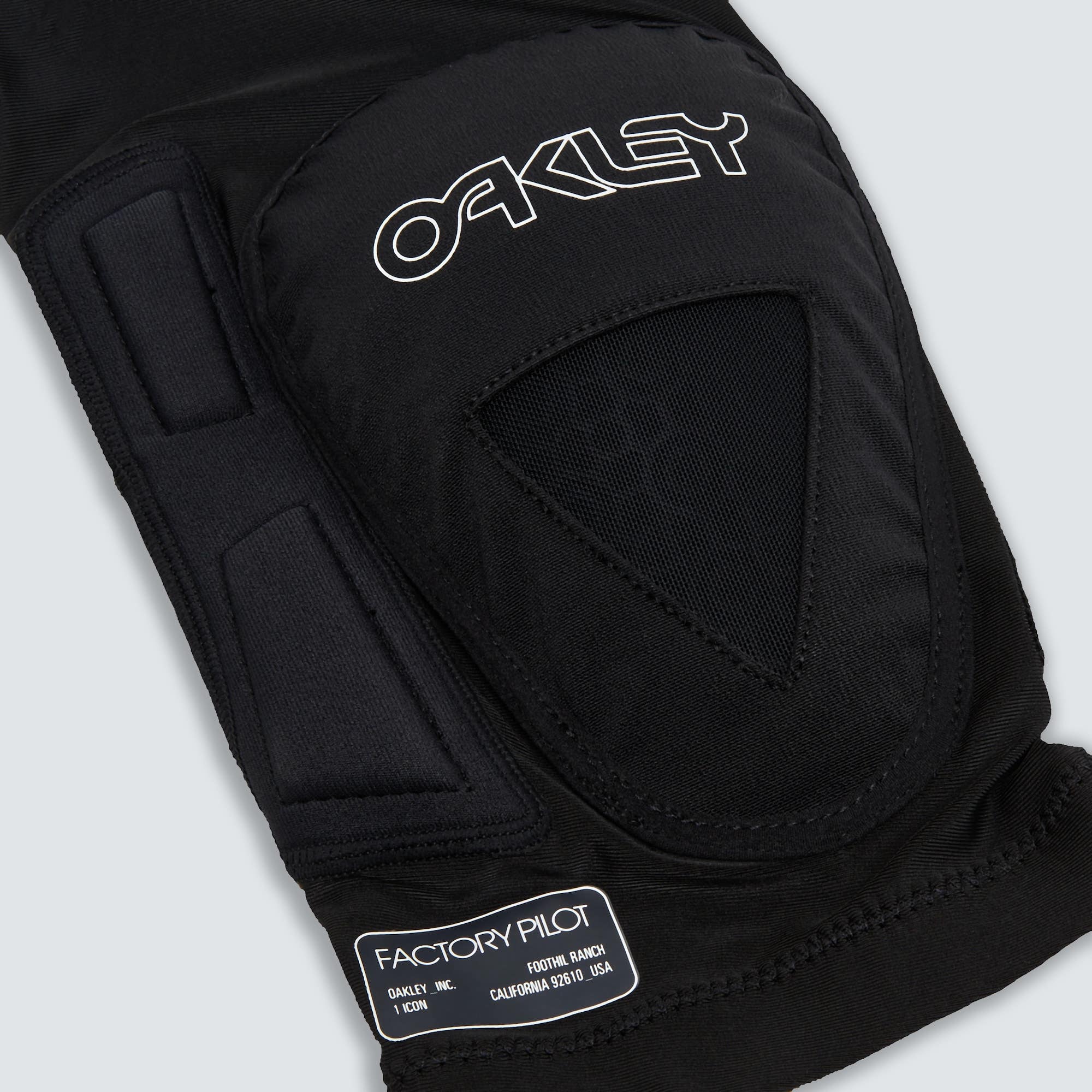 [FOS900917-02E] Mens Oakley ALL MOUNTAIN RZ LABS KNEE GRD