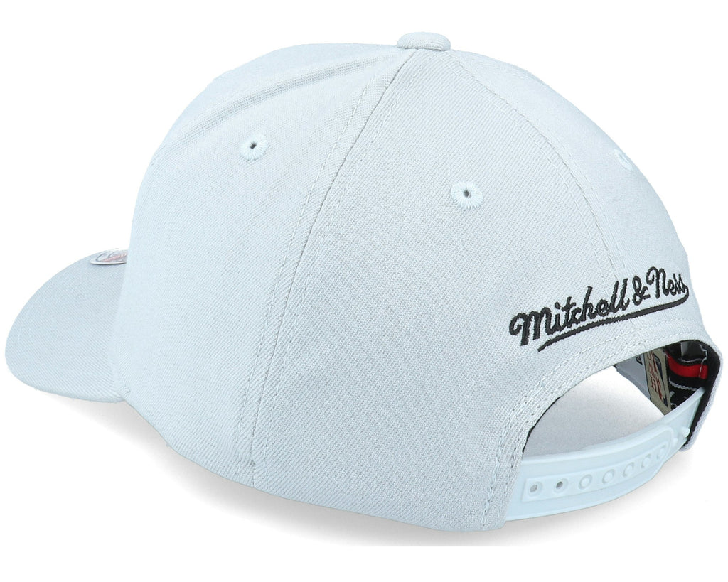 MENS MITCHELL & NESS NBA SPOT LIGHTS STRETCH SNAPBACK HWC RAPTORS - GREY