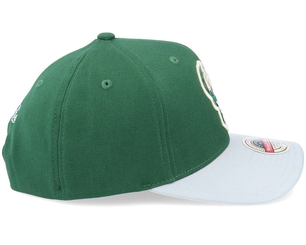 MENS MITCHELL & NESS NBA SPOT LIGHTS STRETCH SNAPBACK BUCKS - GREEN-GREY