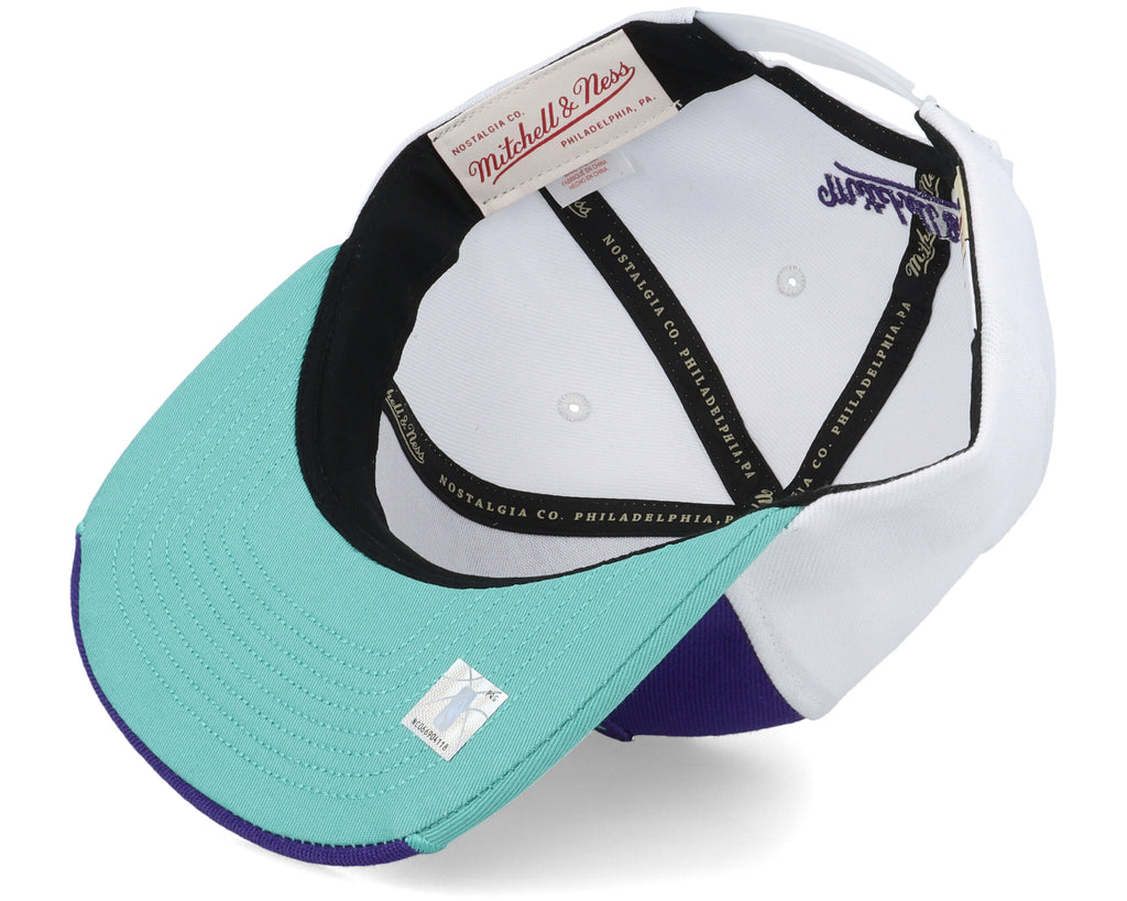Mens Mitchell & Ness NBA DAY 5 SNAPBACK BULLS