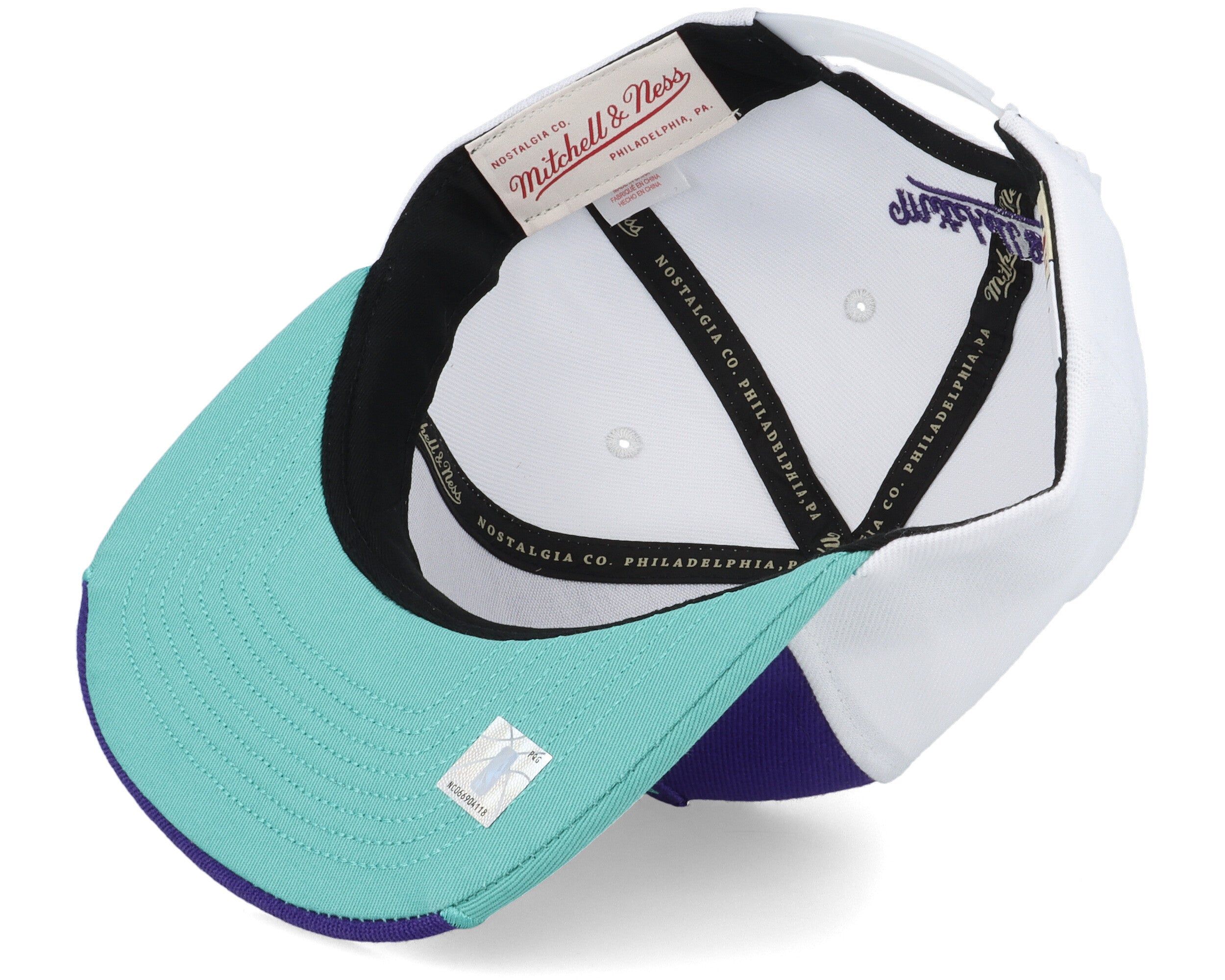 Mens Mitchell & Ness NBA DAY 5 SNAPBACK BULLS