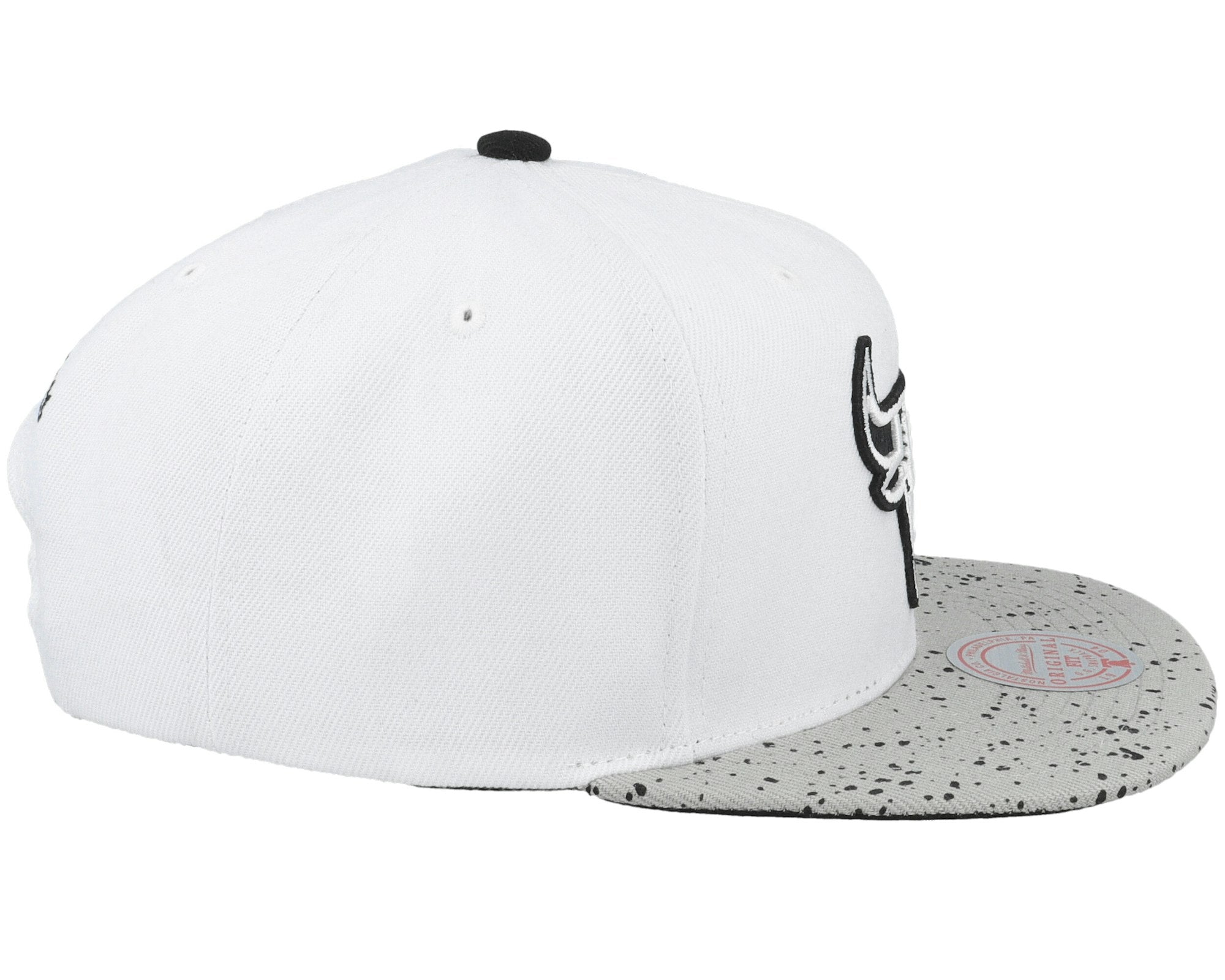 Mens MITCHELL & NESS NBA CEMENT TOP SNAPBACK BULLS